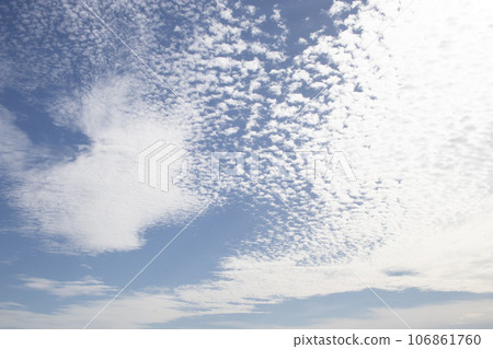 Fall scales cloud 106861760