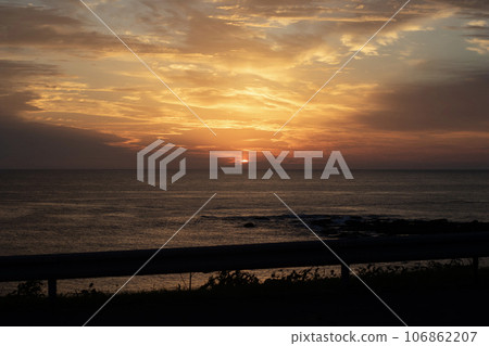 在日出海角的日出 在日出海角的日出 106862207