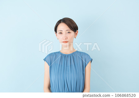 中女/藍背 106868520