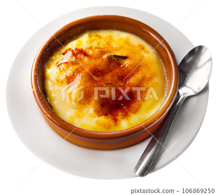 Crema catalana - dessert of Catalonia 106869250
