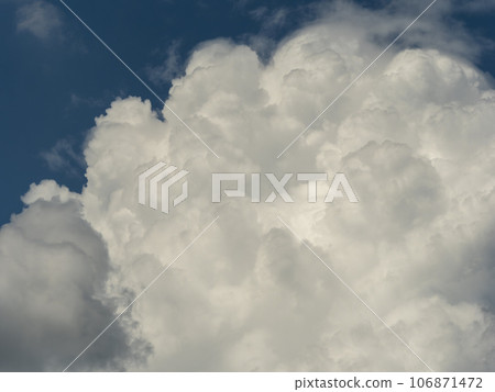 Summer blue sky and cumulonimbus Summer blue sky and cumulonimbus 106871472