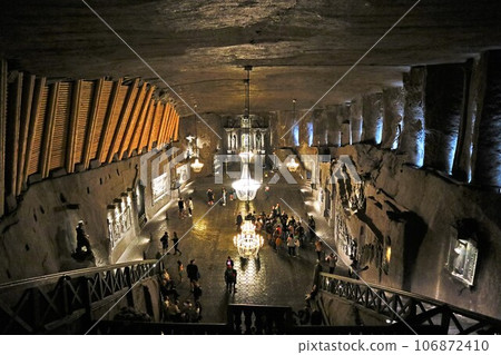 St. Kinga's Chapel and Great Hall, Wieliczka Salt Mine, Poland St. Kinga's Chapel and Great Hall, Wieliczka Salt Mine, Poland 106872410