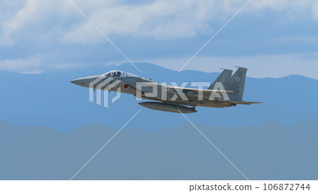 航空自衛隊第303中隊F-15J鷹低空飛行 106872744