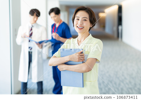 醫護人員 106873411