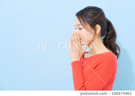 女人竊竊私語 106874962