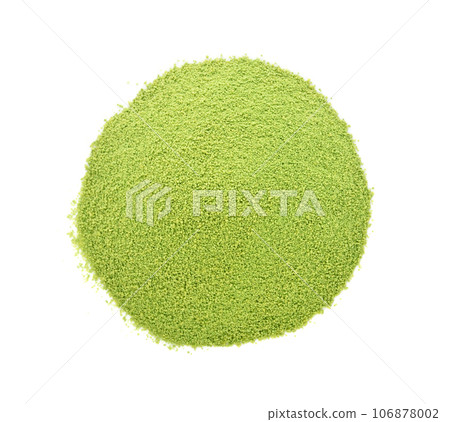 powder green tea isolated on white background 106878002