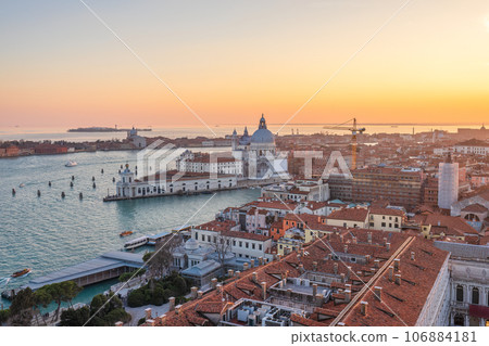 The Santa Maria della Salute basilica in Venice. 106884181