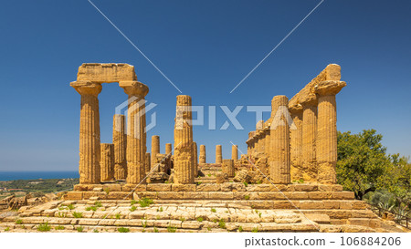 Temple of Juno in Valley of the Temples. Archaeological site. Temple of Juno in Valley of the Temples. Archaeological site. 106884206