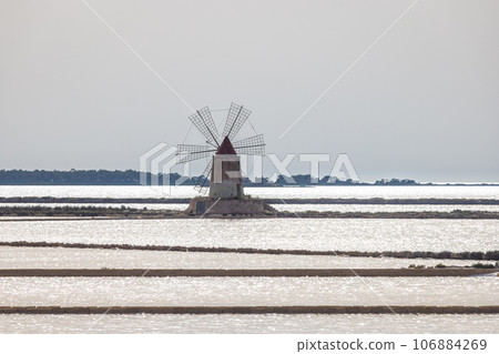 Marsala - "Saline dello Stagnone", salt lake in natural reserve. 106884269