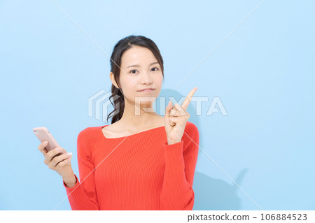 有智慧型手機的女人 106884523