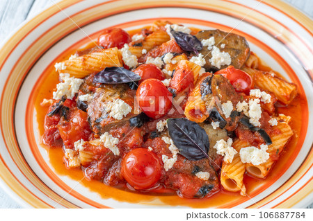 Pasta Alla Norma 106887784
