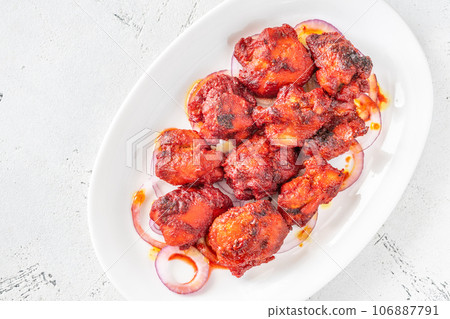 Chicken tikka 106887791