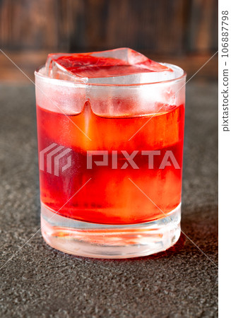 Glass of Negroni 106887798