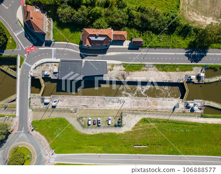 Lembeek, Halle, Vlaams Brabant, Belgium,Sep 5th 2023, Lembeek sluis, or canal lock, on the Canal Lembeek, Halle, Vlaams Brabant, Belgium,Sep 5th 2023, Lembeek sluis, or canal lock, on the Canal 106888577