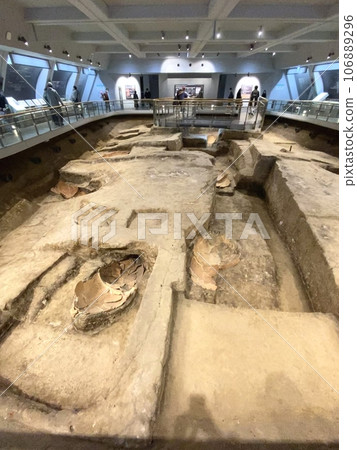 [佐賀縣/國家指定特別史蹟]護城河包圍的村莊“吉野裡遺址”/北土墩古墳 106889296