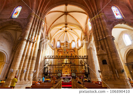 Murcia Cathedral or Saint Mary Church interior 106890410