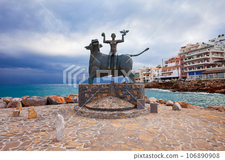 The Abduction of Europe sculpture in Agios Nikolaos, Crete 106890908