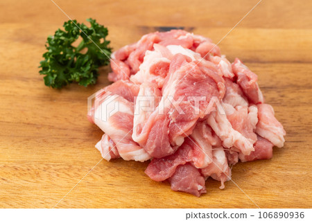 肉絲 106890936
