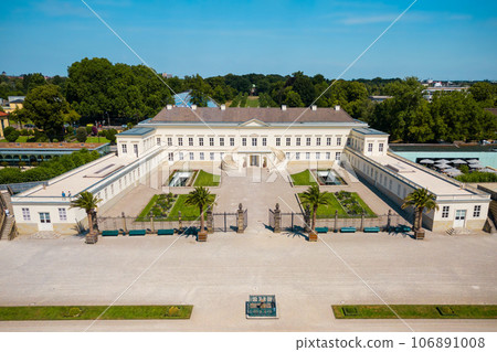 Herrenhausen Palace in Hannover, Germany 106891008