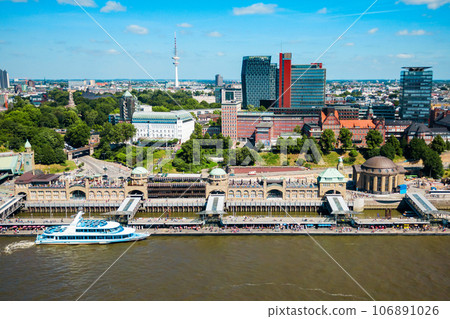 Hamburg city centre view, Germany 106891026
