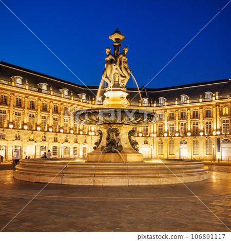 Place de la Bourse square, Bordeaux Place de la Bourse square, Bordeaux 106891117