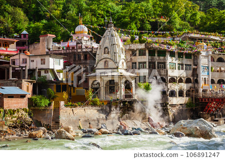 Gurudwara Shri Manikaran Sahib, India Gurudwara Shri Manikaran Sahib, India 106891247