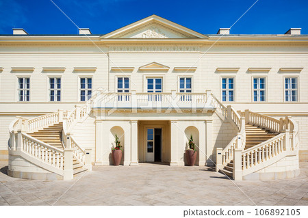 Herrenhausen Palace in Hannover, Germany 106892105