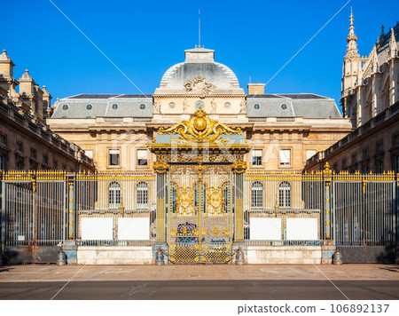 Palais de Justice Palace, Paris Palais de Justice Palace, Paris 106892137