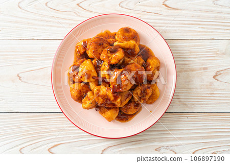 fried meatballs with spicy dipping sauce fried meatballs with spicy dipping sauce 106897190