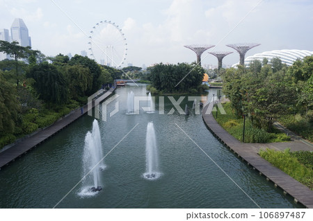 Landscape with Marina Bay Sands Landscape with Marina Bay Sands 106897487