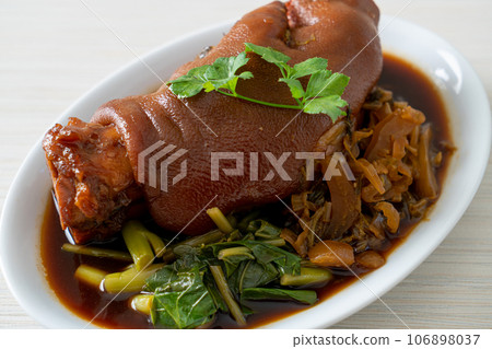Stewed Pork Knuckle or Stewed Pork Leg Stewed Pork Knuckle or Stewed Pork Leg 106898037
