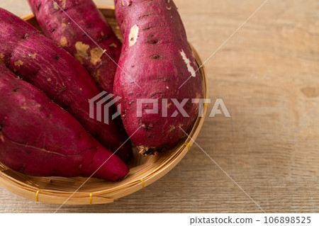 Japanese sweet potatoes on basket Japanese sweet potatoes on basket 106898525