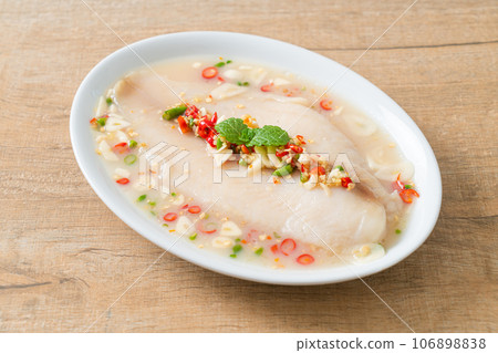 Steamed Fish in Spicy Lemon Sauce Steamed Fish in Spicy Lemon Sauce 106898838