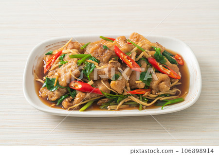 Stir Fried Fish with Chinese Celery 106898914