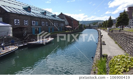 Otaru Canal on a sunny spring day Otaru Canal on a sunny spring day 106900419