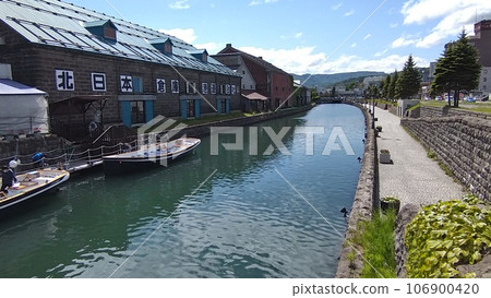 Otaru Canal on a sunny spring day Otaru Canal on a sunny spring day 106900420