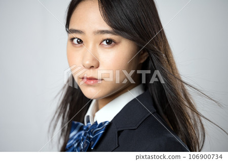 高中女生肖像 106900734