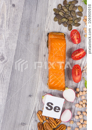 Healthy food and various ingredients as source natural selenium Healthy food and various ingredients as source natural selenium 106900938