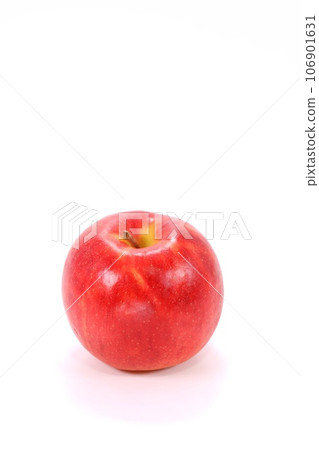 1 個紅蘋果 Jonagold 明亮的背景 1 個紅蘋果 Jonagold 明亮的背景 106901631