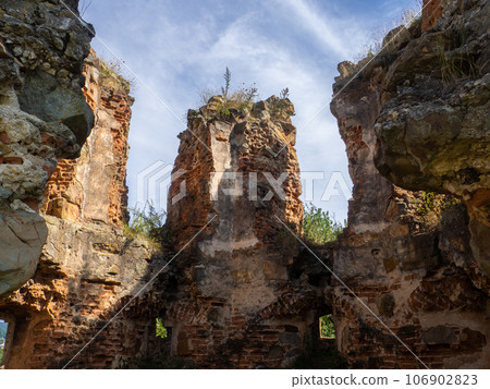 view on medieval abandoned Pniv castle, Nadvirna, Ivano-Frankivsk region view on medieval abandoned Pniv castle, Nadvirna, Ivano-Frankivsk region 106902823