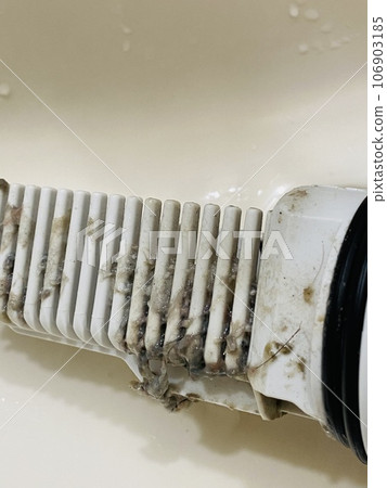 Before cleaning the washing machine Before cleaning the washing machine 106903185