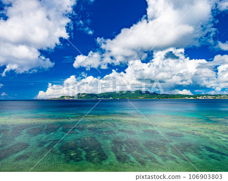 [Summer] White sand and blue sea beach, Nago City, Okinawa 106903803