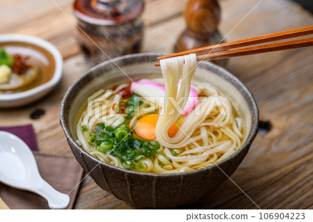 Udon Tsukimi udon (using Sanuki udon) Udon 106904223