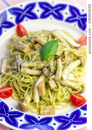 Genovese pasta with chicken and mushrooms Genovese pasta with chicken and mushrooms 106904699