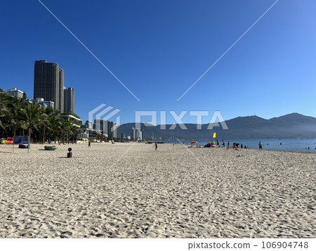 My Khe Beach in Da Nang, central Vietnam My Khe Beach in Da Nang, central Vietnam 106904748