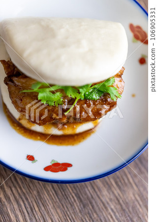 Guapao (Taiwanese style burger) Guapao (Taiwanese style burger) 106905331