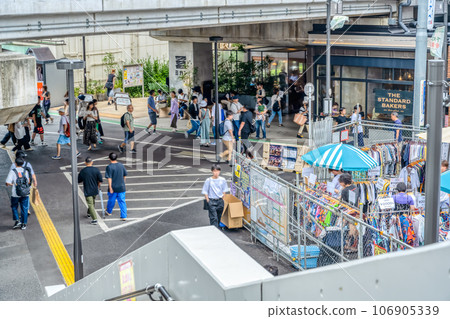 東京世田谷城市景觀下北澤站跳蚤市場 東京世田谷城市景觀下北澤站跳蚤市場 106905339
