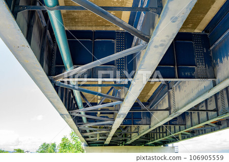 bridge supported by steel frame bridge supported by steel frame 106905559