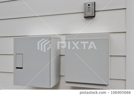 入口處設置送貨箱 106905666