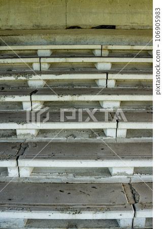 Concrete stairway Concrete stairway 106905983